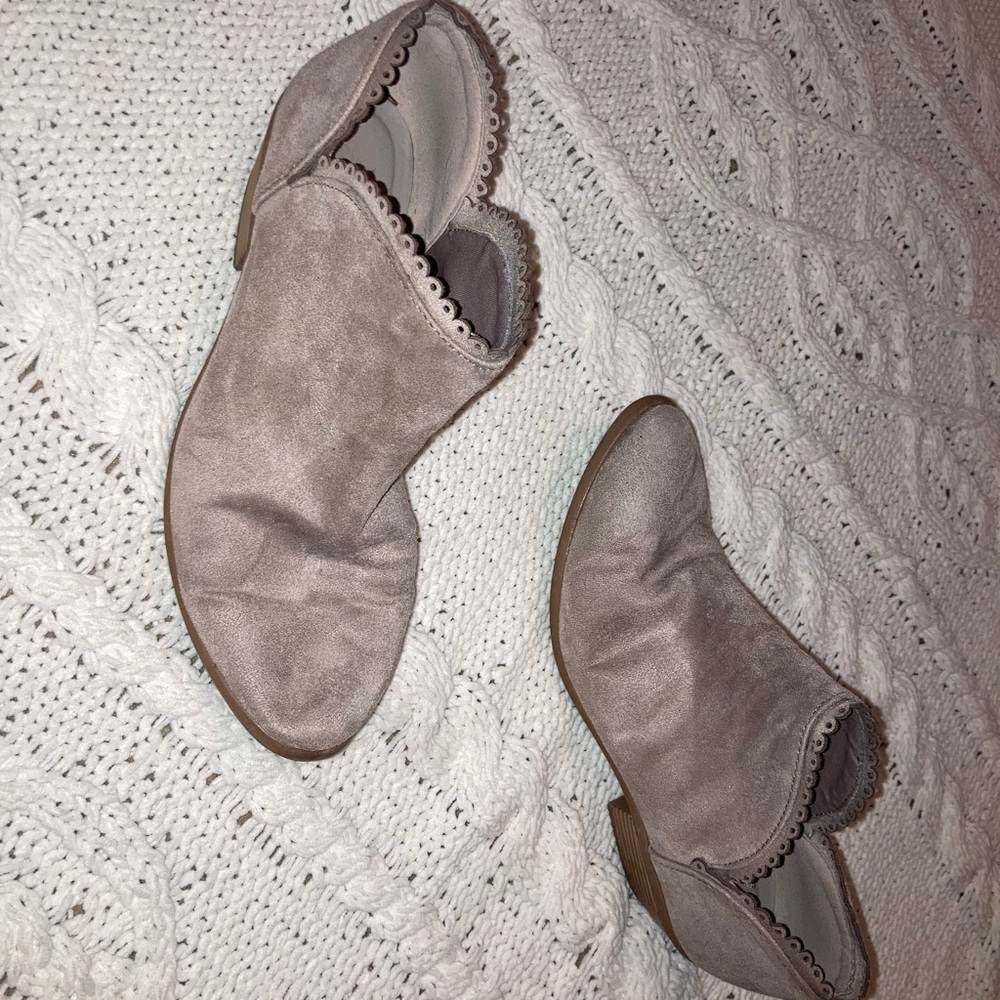 Qupid Ankle Boots
